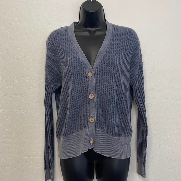 Hello Nite NWT Deep V Cardigan Vintage Indigo Blue Washed Medium - Picture 1 of 9